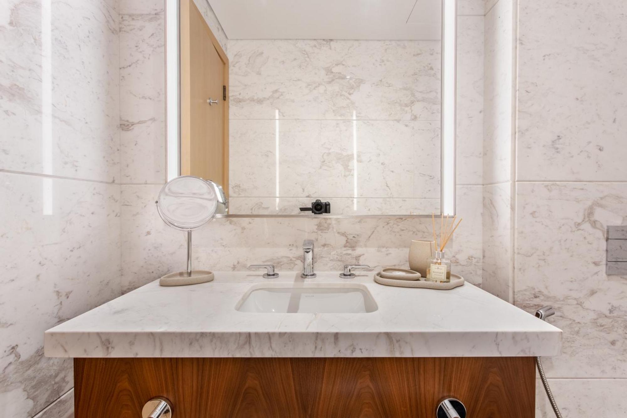 Modern Comfort1br Rp Heights 5-min Mall Dubai