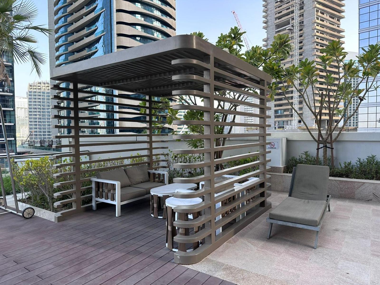Modern Comfort1br Rp Heights 5-min Mall Apartment Dubai