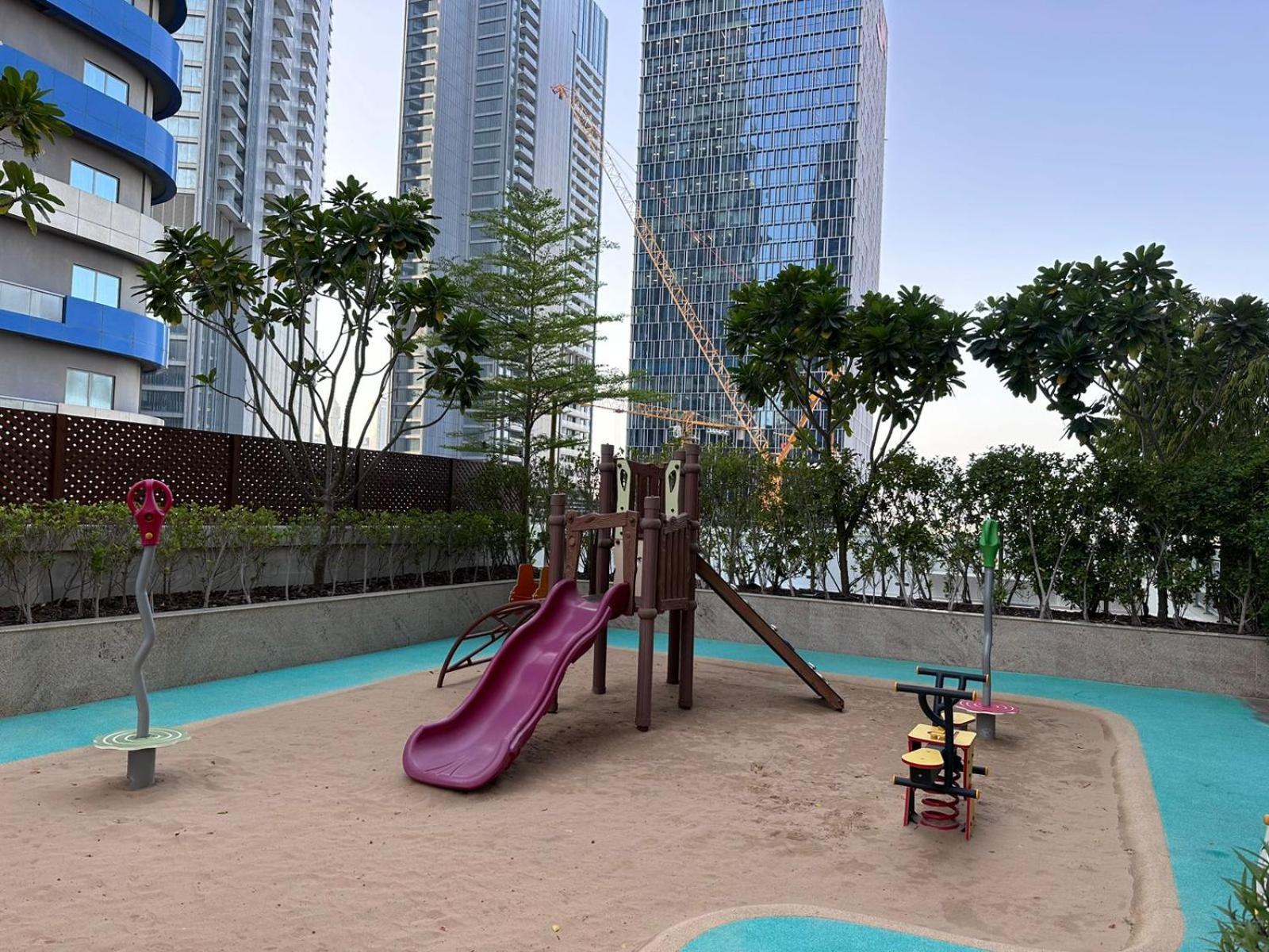 Apartment Modern Comfort1br Rp Heights 5-min Mall *