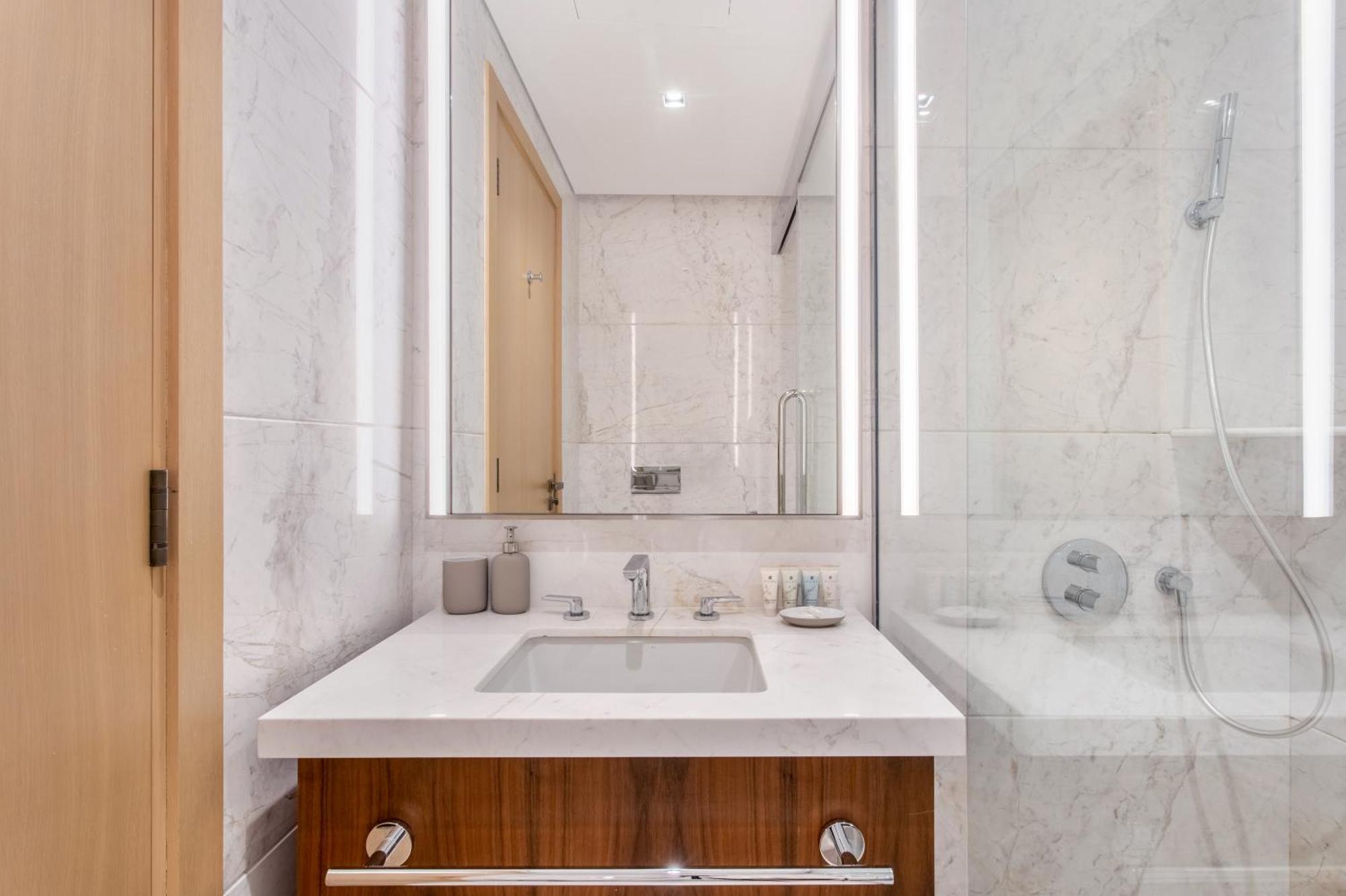 Modern Comfort1br Rp Heights 5-min Mall Apartment